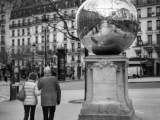 Walk near Boulevard de Clichy in Paris