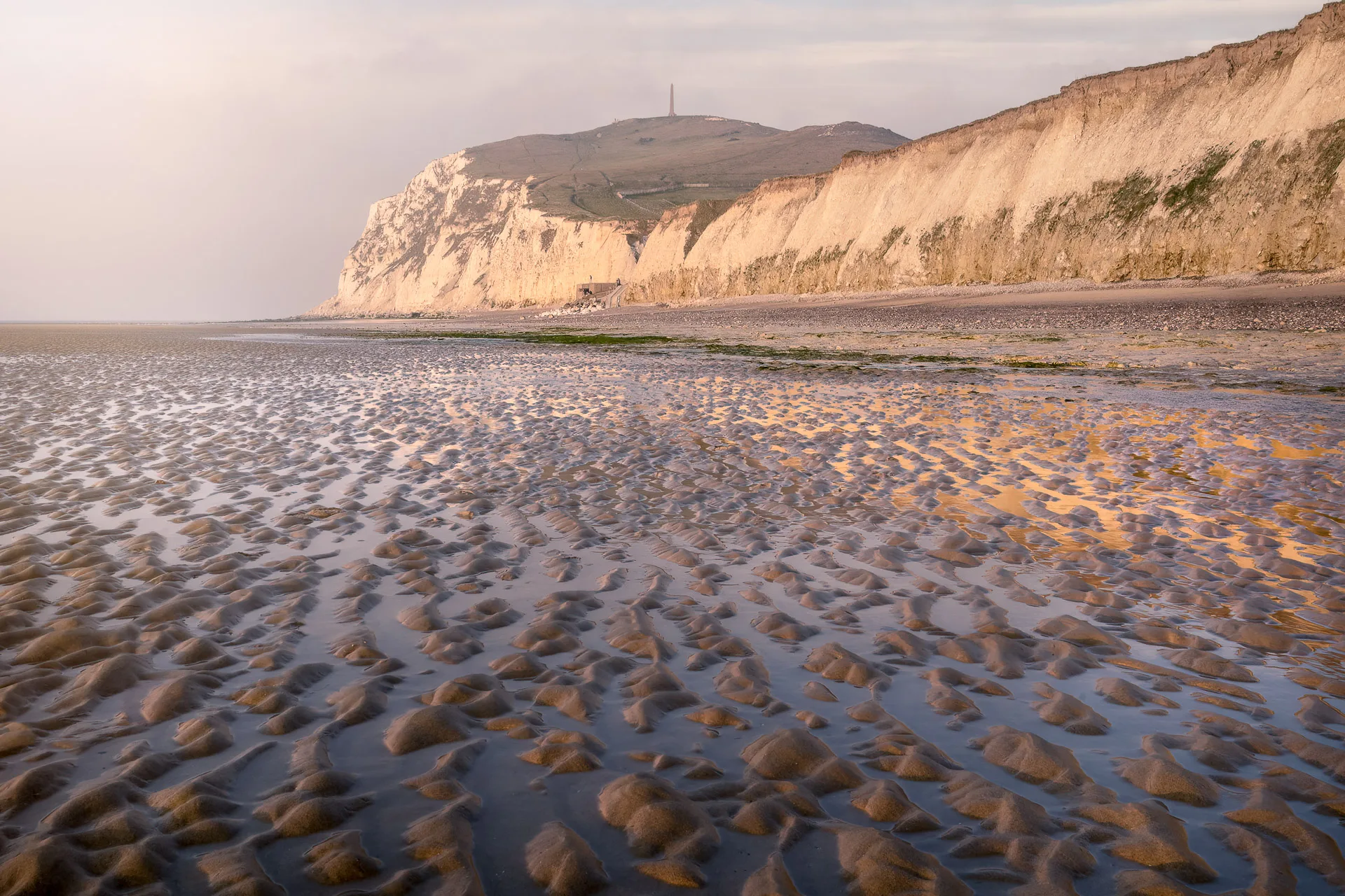 El Cabo Blanc-Nez y los reflejos de arena, Francia